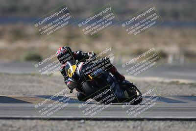 media/Oct-05-2025-CVMA (Sun) [[beeef4f201]]/Race 3-Amateur Supersport Middleweight/